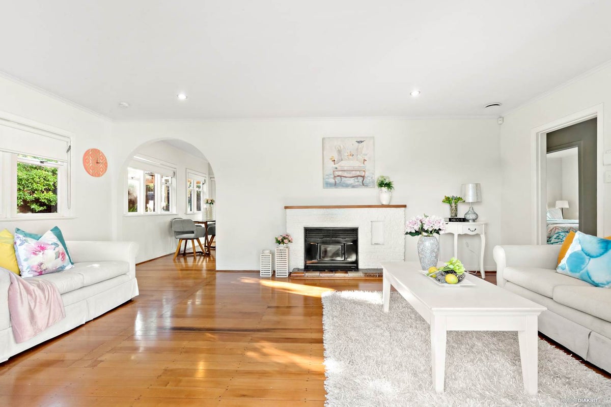 15 Cosy Place, Howick, Auckland - Carousel 2