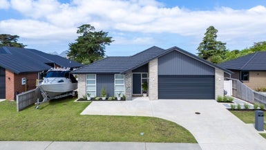 67 Kaurinui Crescent, One Tree Point, Whangarei - Carousel 1
