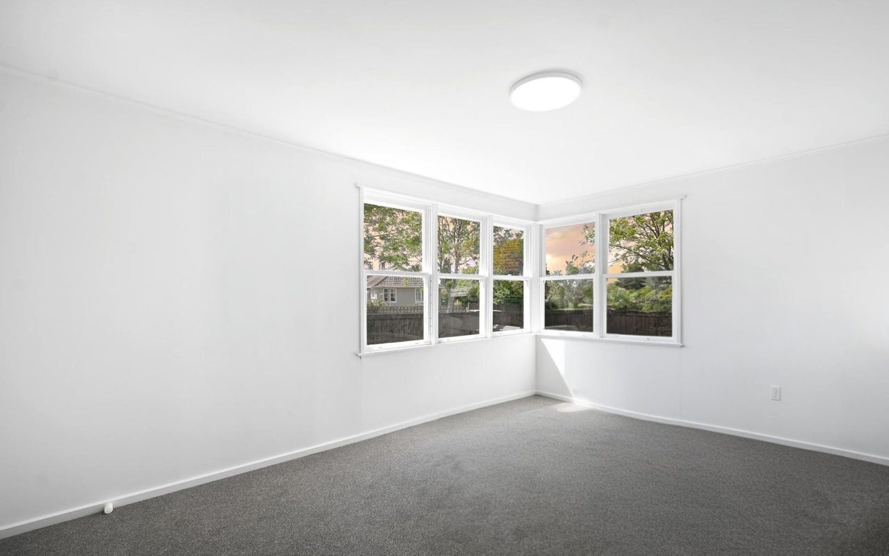 10 Holland Road, Fairfield, Hamilton - Carousel 4