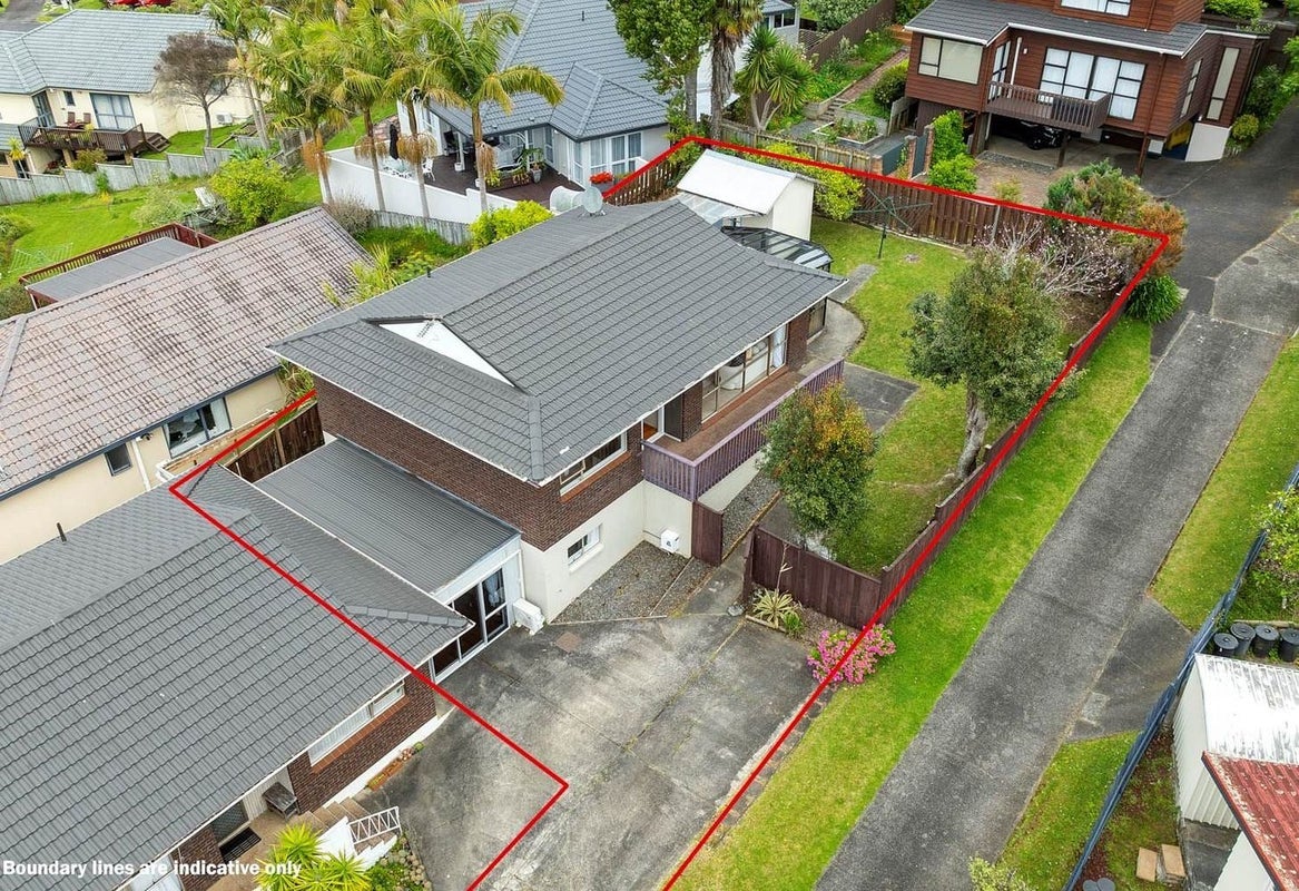 2/76 Velma Road, Hillcrest, Auckland - Carousel 2