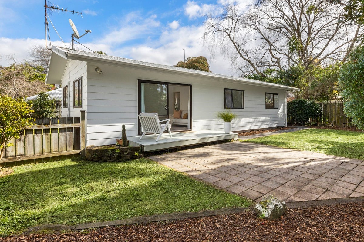 7A Ewenson Avenue, Ellerslie, Auckland - Carousel 1