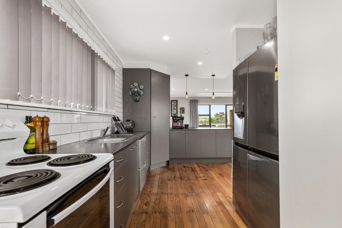 17 Frances Street, Ngongotaha, Rotorua - Carousel 1