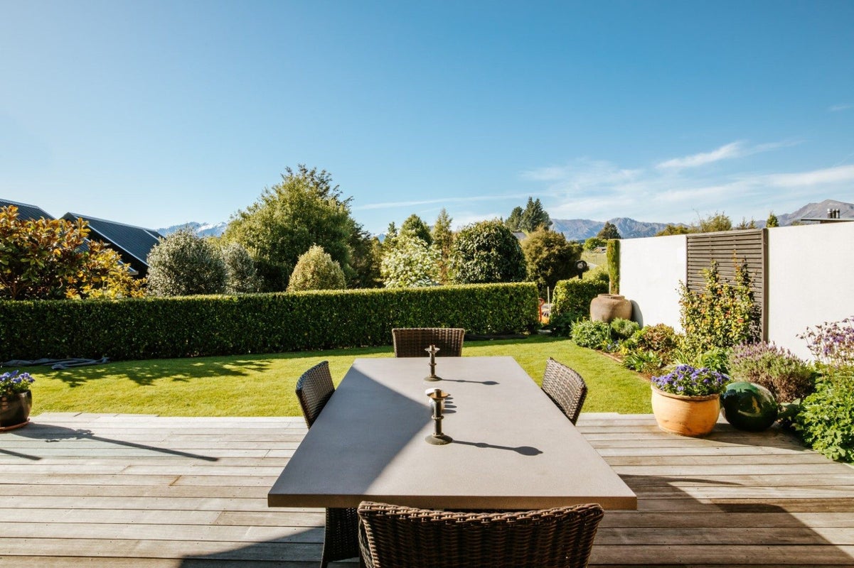 24 Stackbrae Avenue, Wanaka - Carousel 2