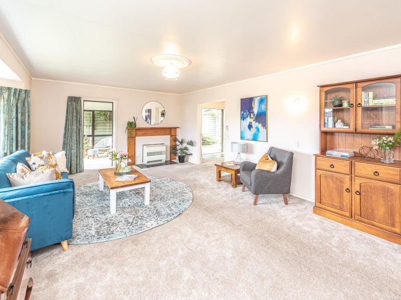 7 Bens Place, Springvale, Whanganui - Carousel 2