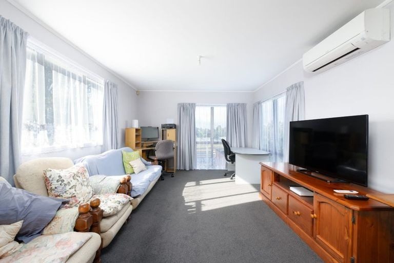 245 Weymouth Rd, Manurewa, Manukau City, Auckland - Carousel 2