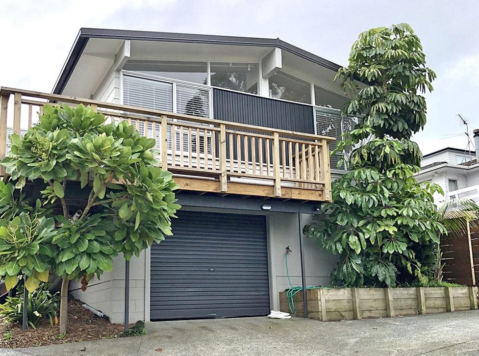 46 Lavery Place, Sunnynook, Auckland - Carousel 1