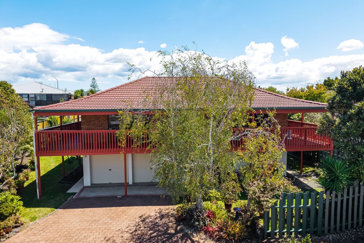 1/45 Pakira Avenue, Glendene, Auckland - Carousel 1