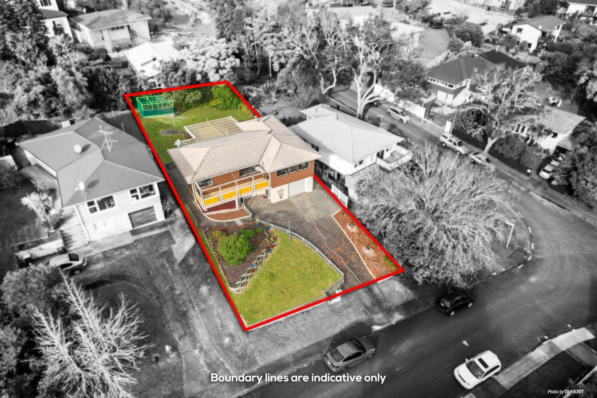 28 Arrow Road, Forrest Hill, Auckland - Carousel 1