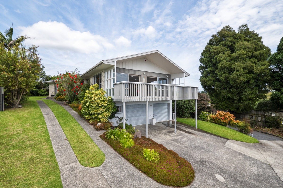 18 Taratoa Street, Parkvale, Tauranga - Carousel 1