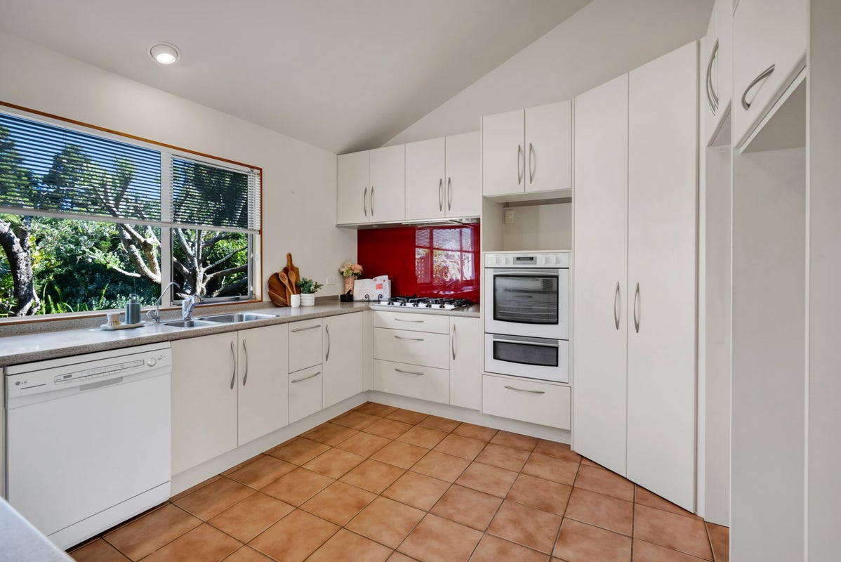 363B Mangorei Road, Merrilands, New Plymouth - Carousel 2