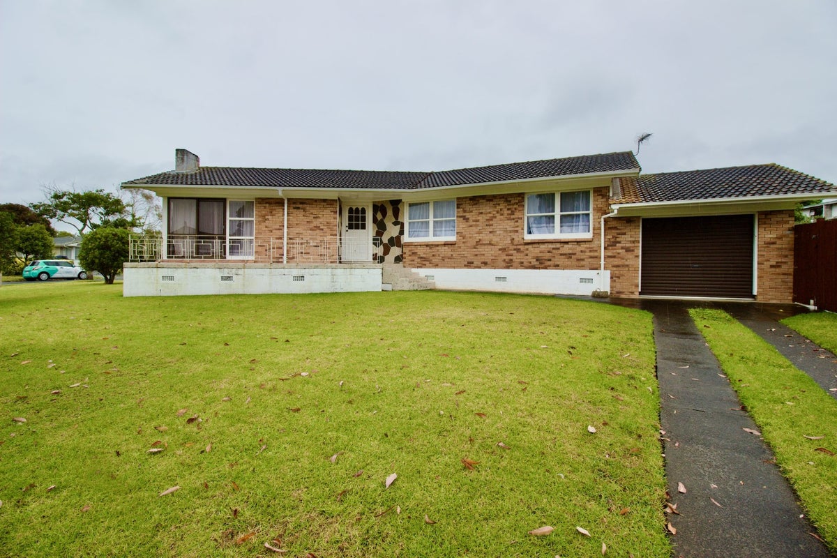 14 Waterlea Avenue, Mangere Bridge, Auckland - Carousel 2
