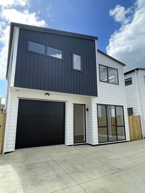 17C Stanniland Street, Sunnyhills, Auckland - Carousel 1