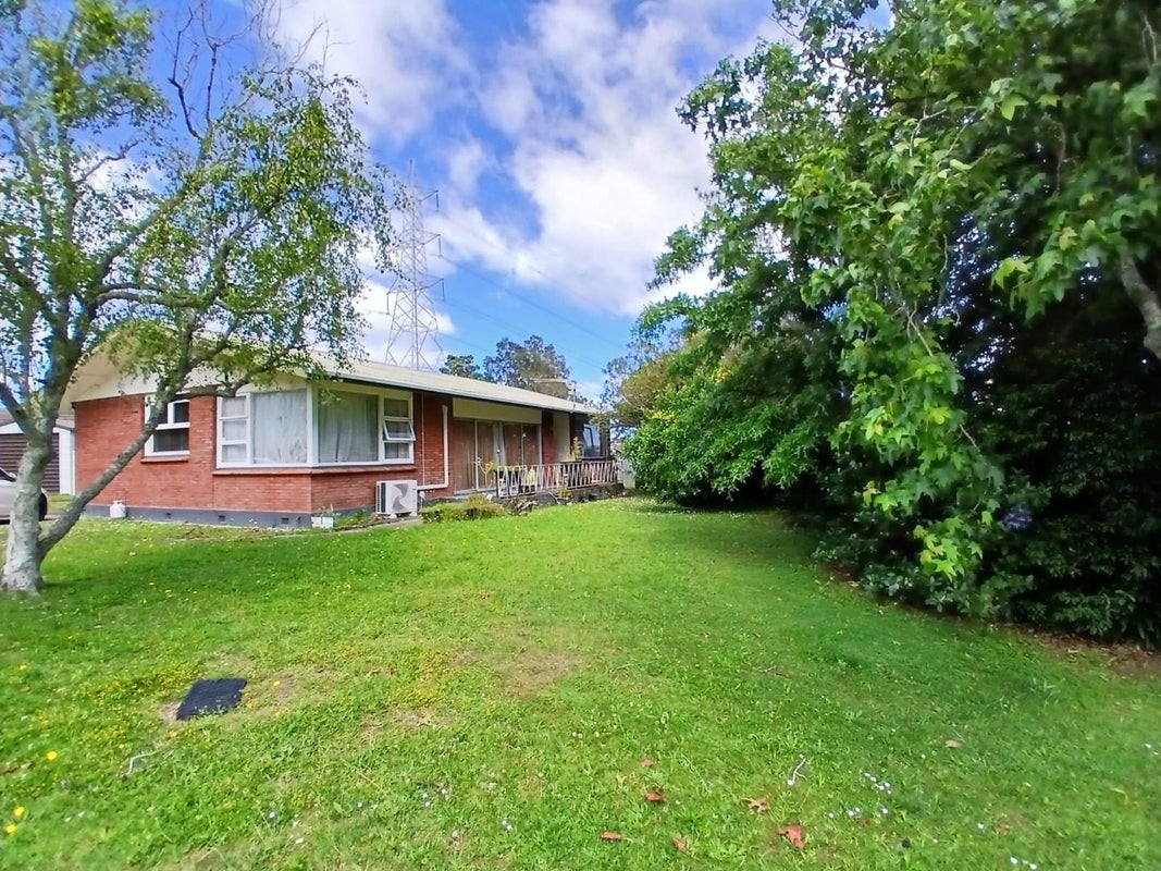 178 Halsey Drive, Lynfield, Auckland - Carousel 2