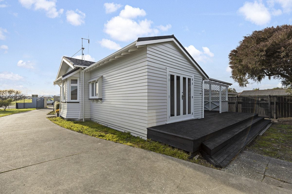 91 McGregor Street, Milson, Palmerston North - Carousel 1