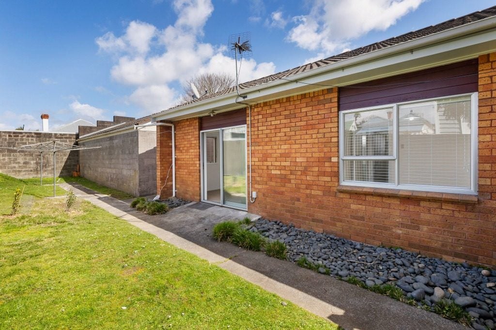 3/4 Paice Avenue, Mount Eden, Auckland - Carousel 1