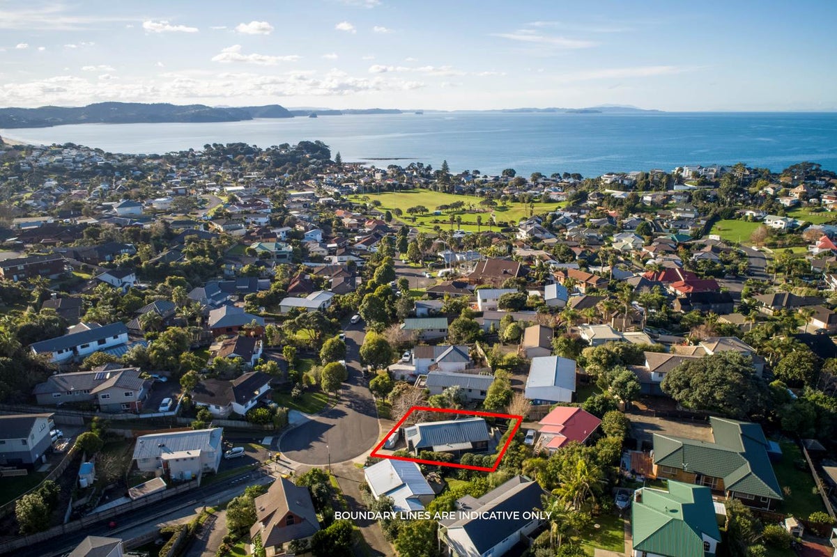 90 William Bayes Place, Red Beach, Whangaparaoa - Carousel 2