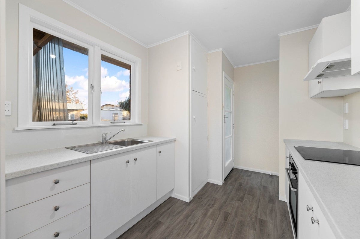 17 Kenmore Place, Tokoroa, Tokoroa - Carousel 2