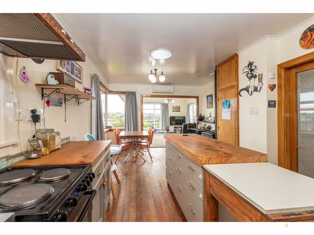 23 Saint George Street, Watlington, Timaru - Carousel 2