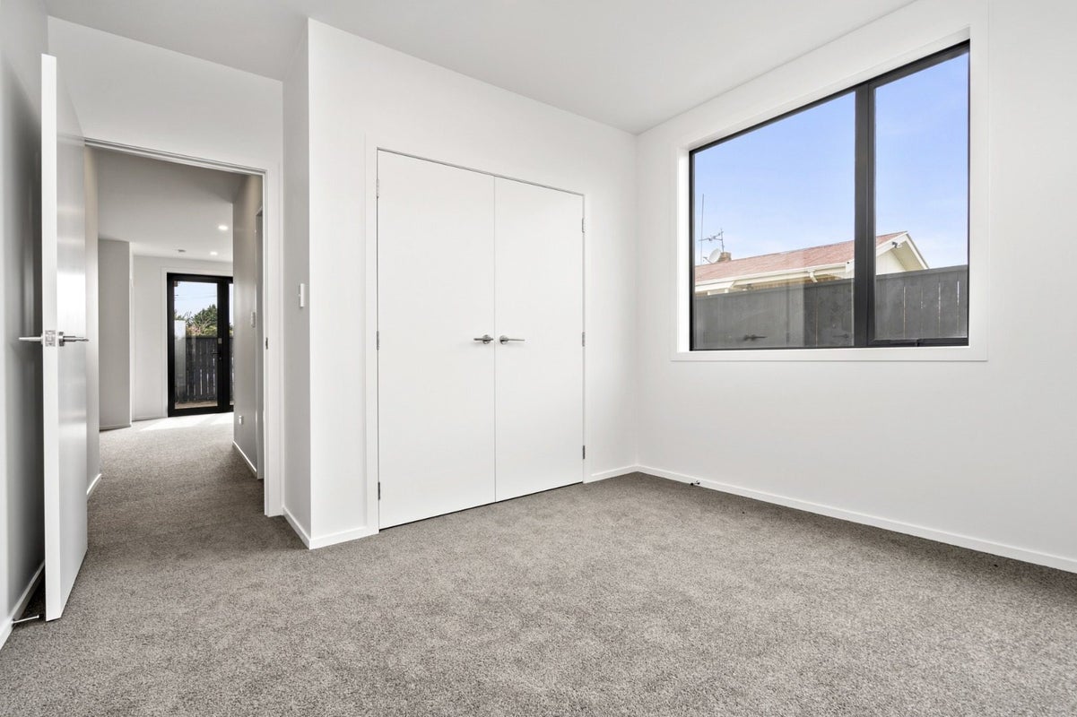 1/4 Heath Street, St Andrews, Hamilton - Carousel 15