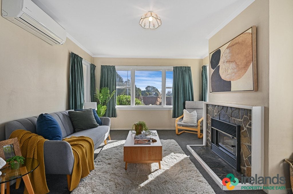 42 Russley Road, Russley, Christchurch - Carousel 1