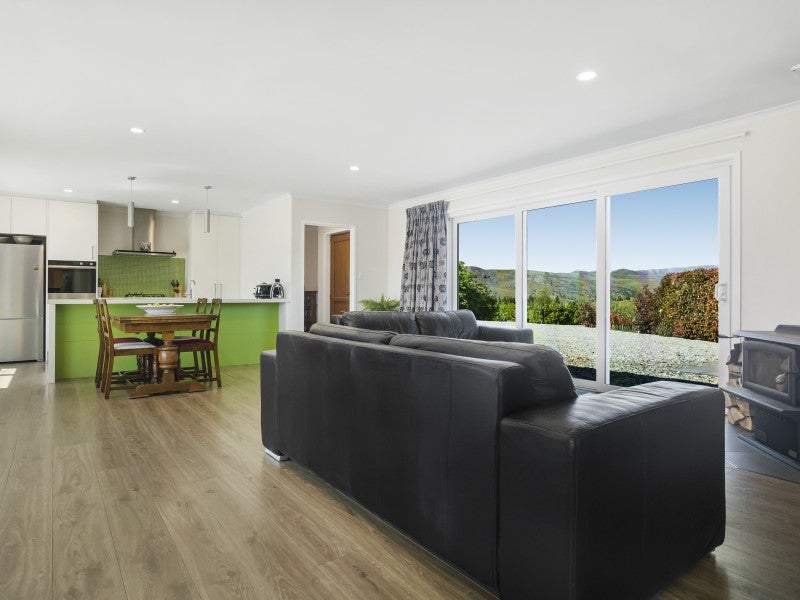 45 Hall Road, Bannockburn, Cromwell - Carousel 2