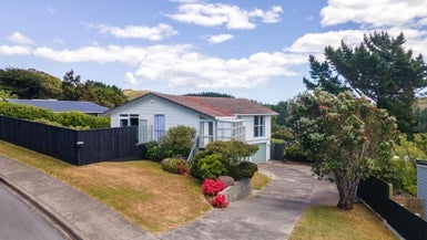 65 Cunliffe Street, Churton Park, Wellington - Carousel 1