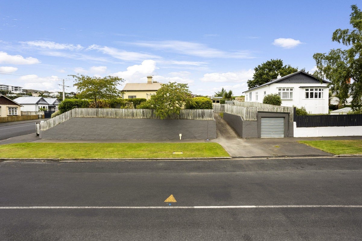 71 Nairn Street, Kaikorai, Dunedin - Carousel 38