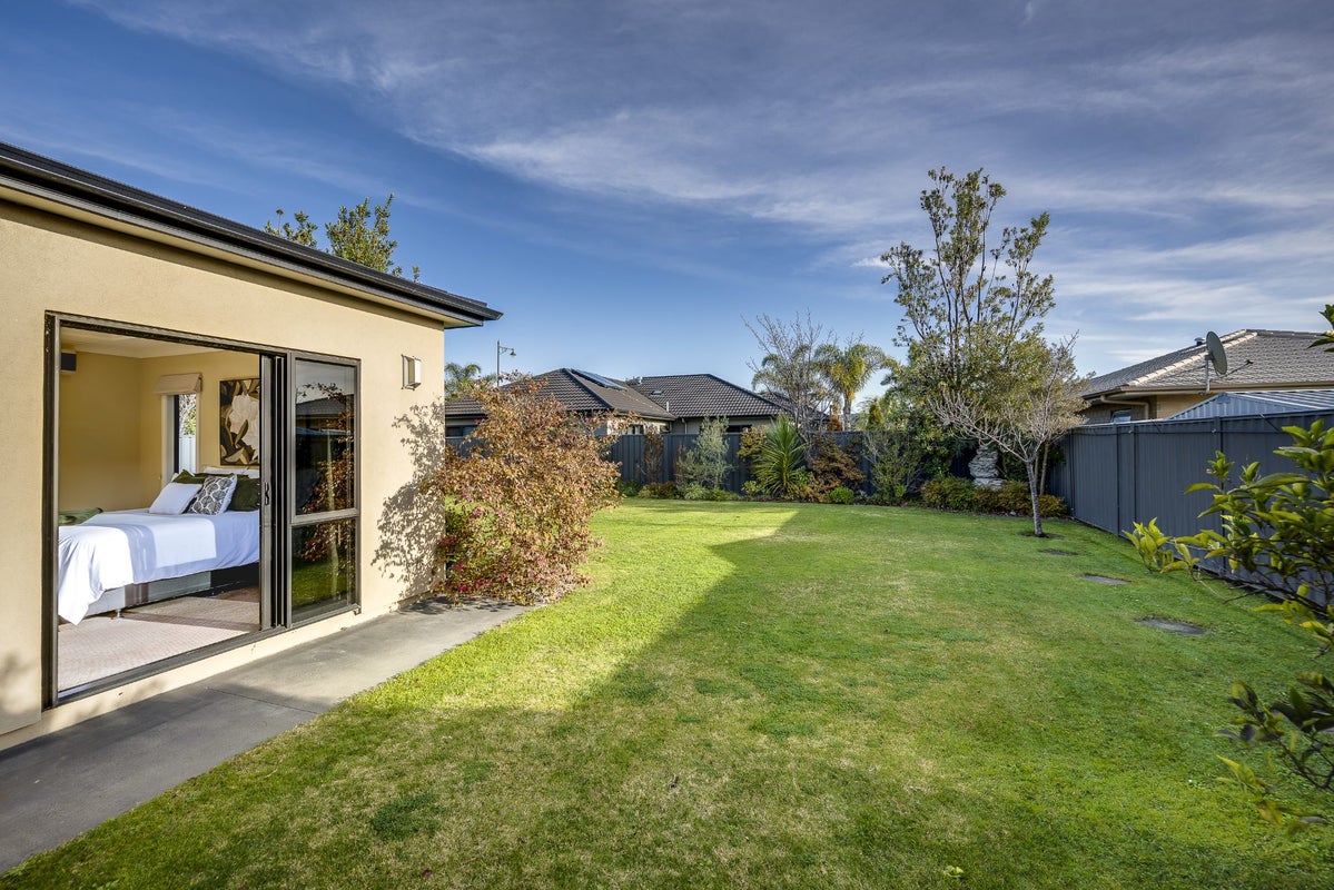 3 Portland Place, Poraiti, Napier - Carousel 20