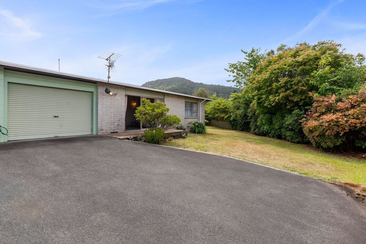 175B Clayton Road, Mangakakahi, Rotorua - Carousel 1