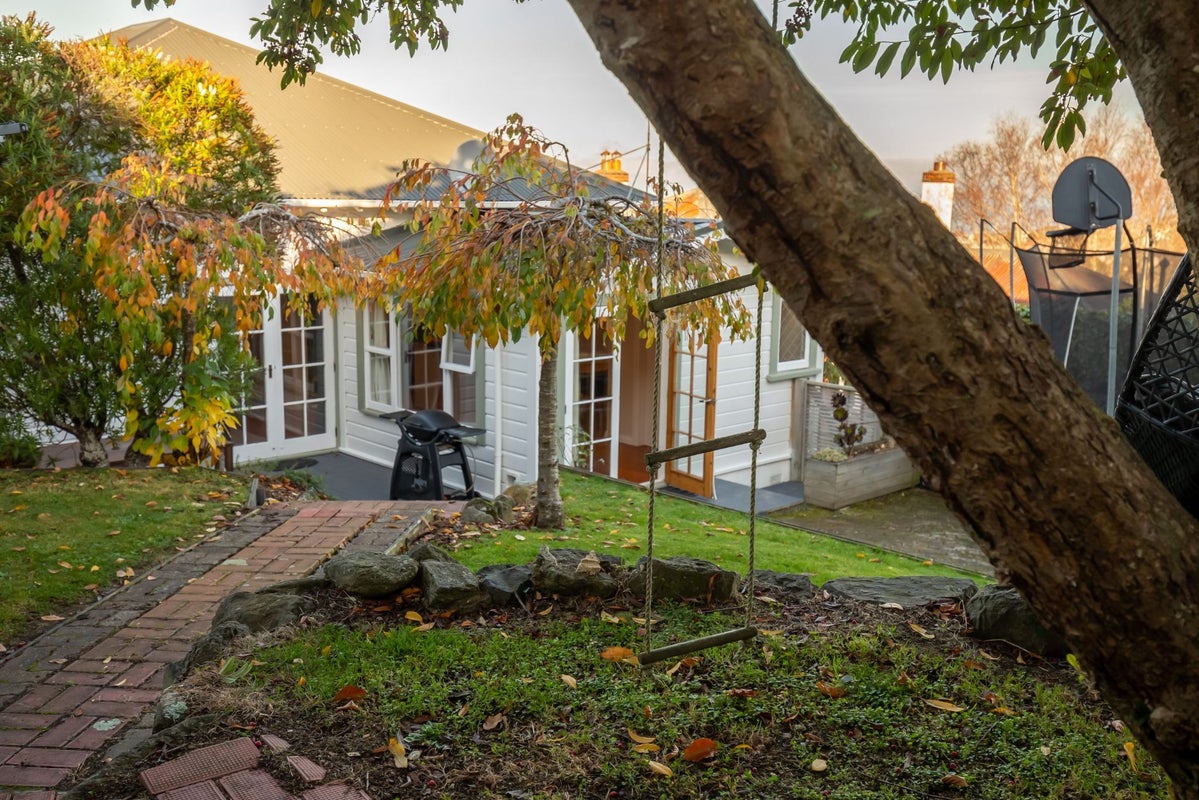 45 Newport Street, Belleknowes, Dunedin - Carousel 21
