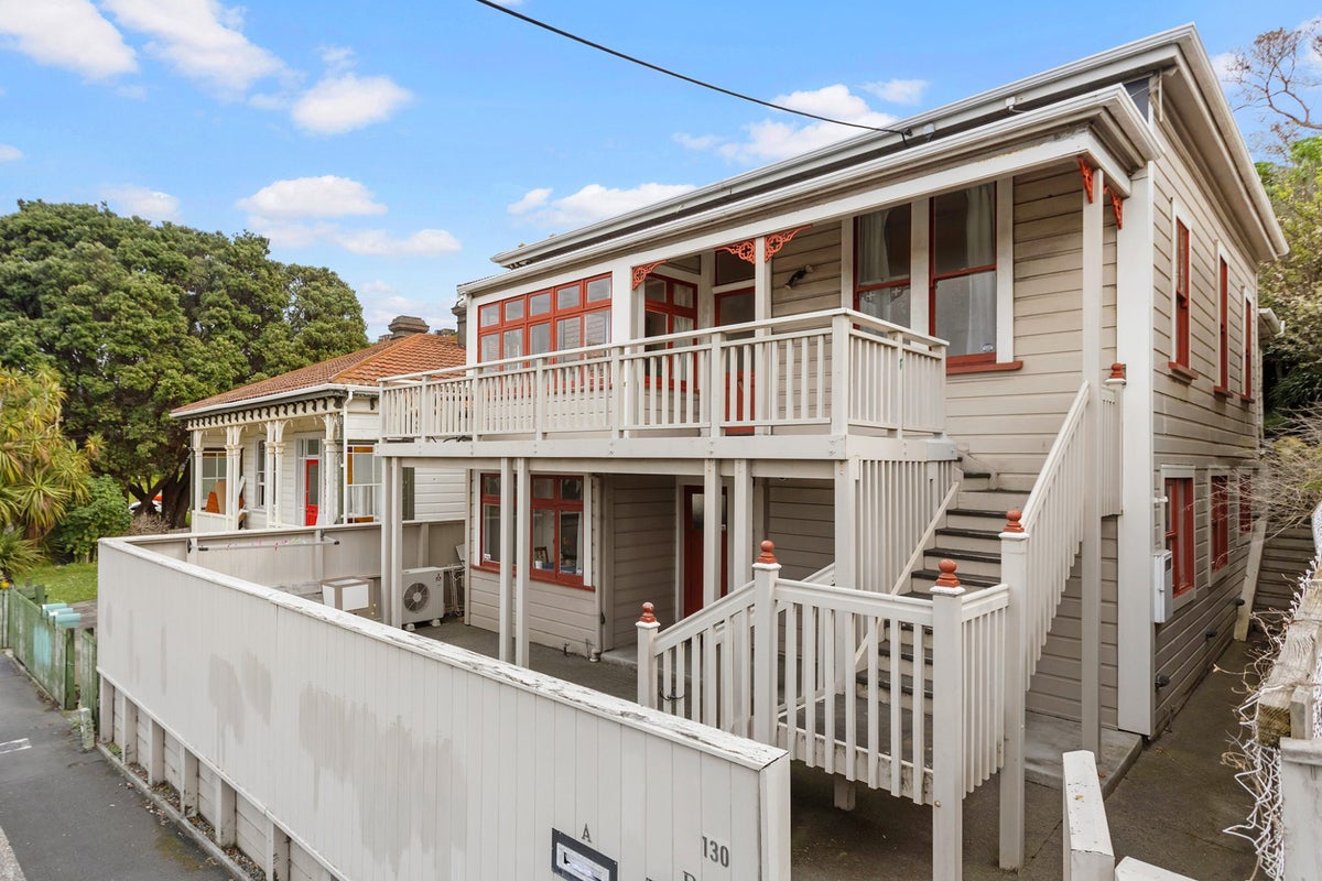 130 Wallace Street, Mount Cook, Wellington - Carousel 1