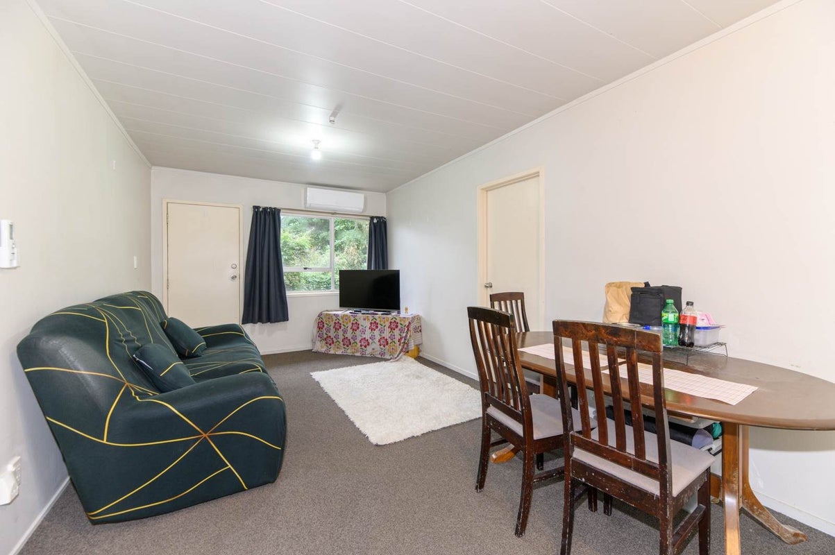 10/68 Olsen Avenue, Hillsborough, Auckland - Carousel 2