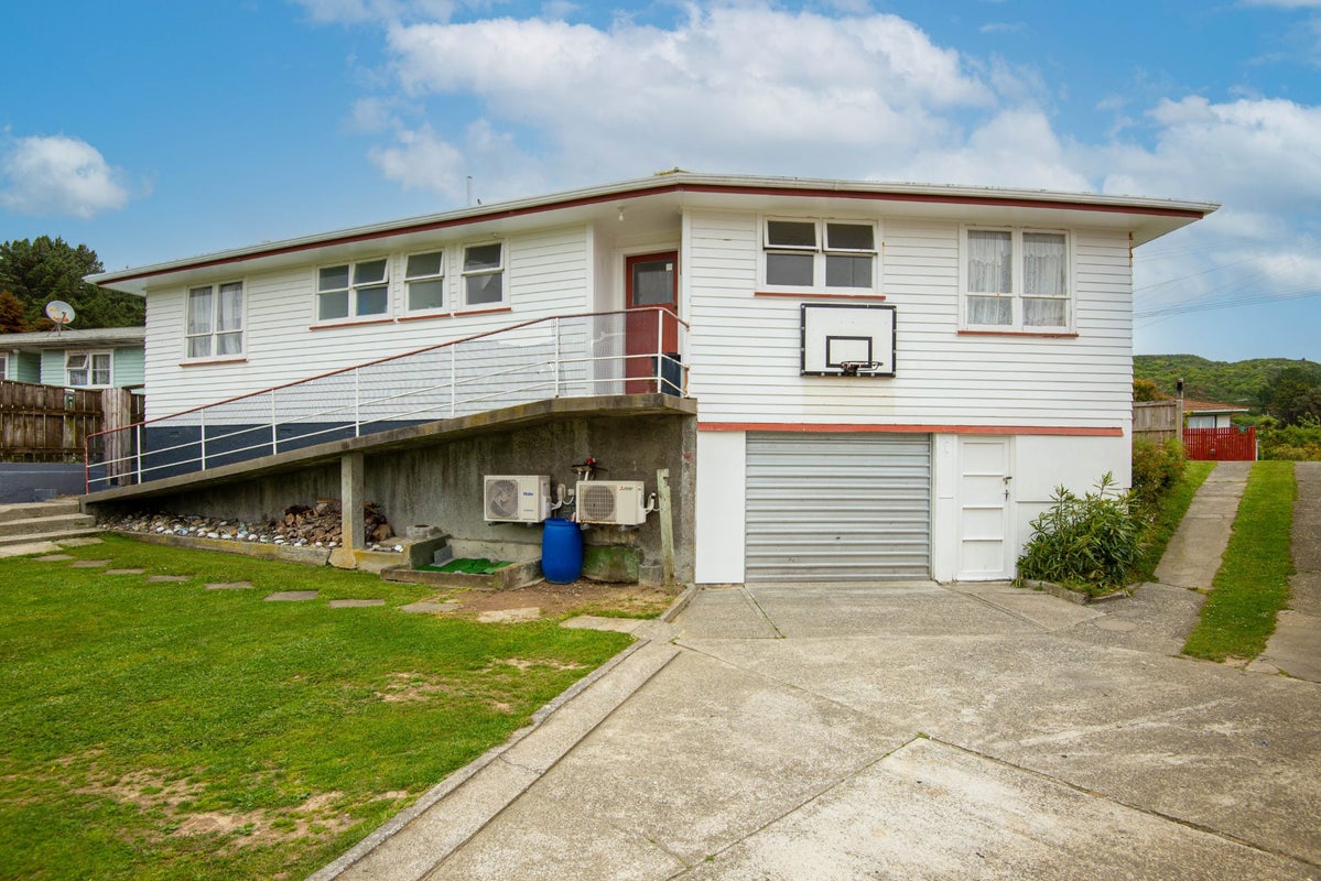 133 Sievers Grove, Cannons Creek, Porirua - Carousel 17
