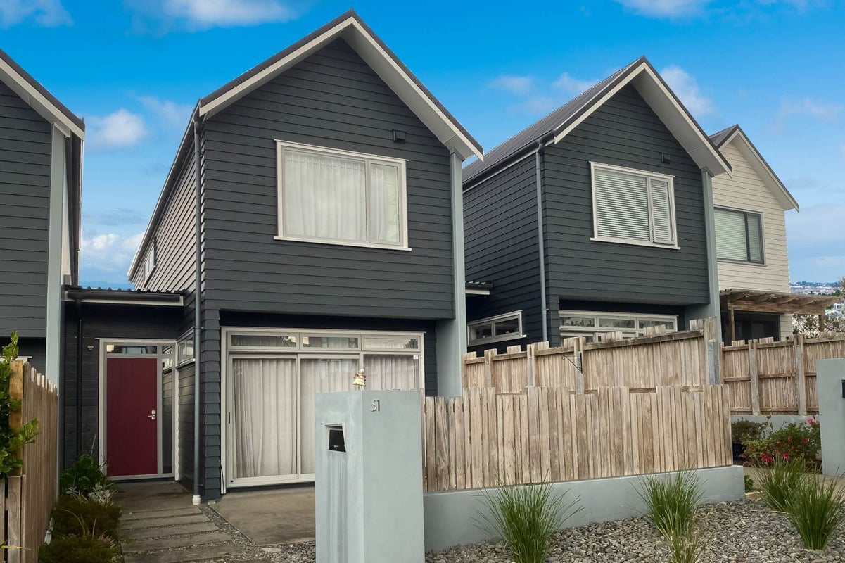 51 Caldera Drive, Long Bay, Auckland - Carousel 1