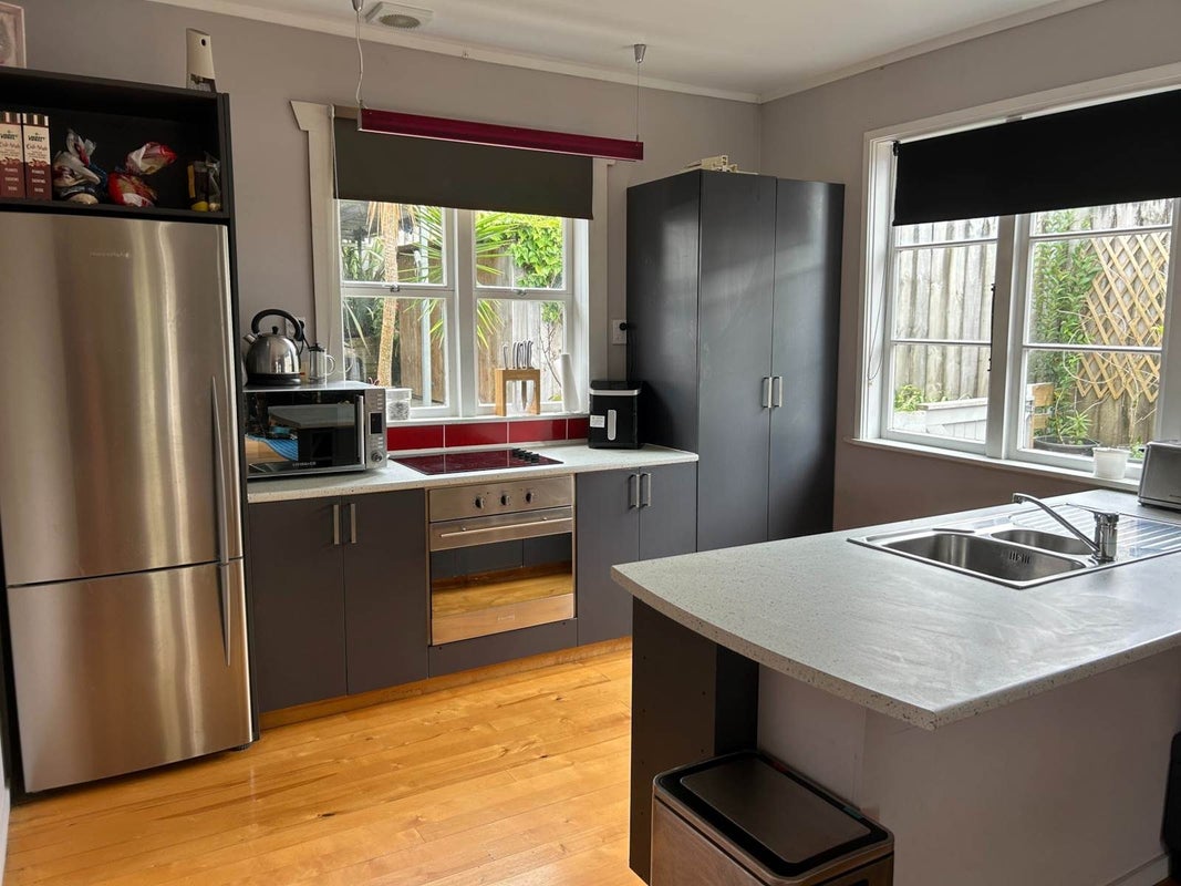 735A Swanson Road, Swanson, Auckland - Carousel 2