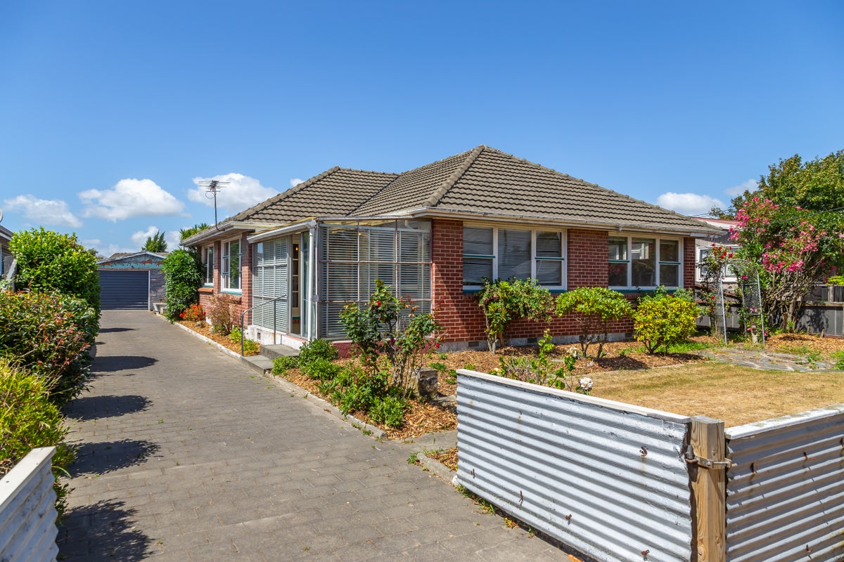169 Springs Road, Hornby, Christchurch - Carousel 2
