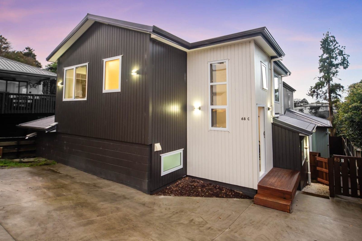 68C Colwill Road, Massey, Auckland - Carousel 1