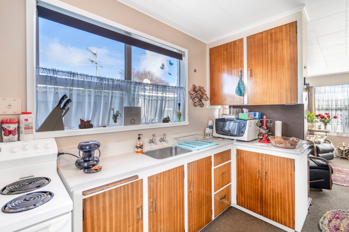 6/118 Venus Street, Strathern, Invercargill - Carousel 2