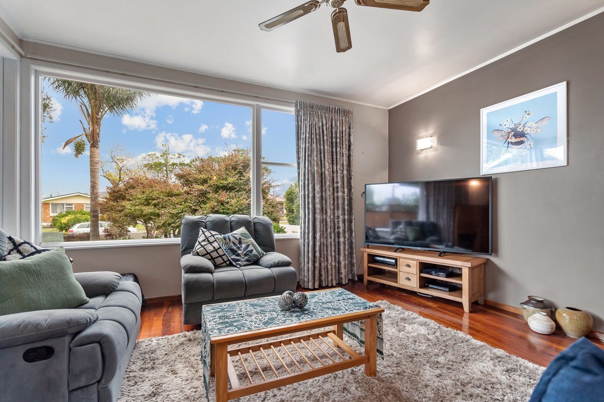 25 Tapper Crescent, Tikipunga, Whangarei - Carousel 2