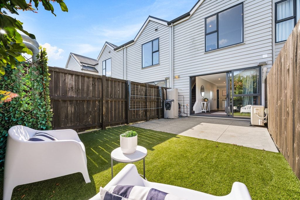 65 Glidepath Road, Hobsonville, Waitakere City, Auckland - Carousel 2