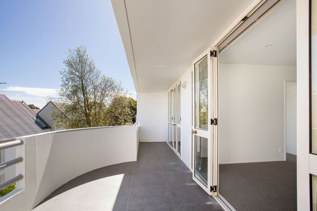 4/102 Rossall Street, Merivale, Christchurch - Carousel 1