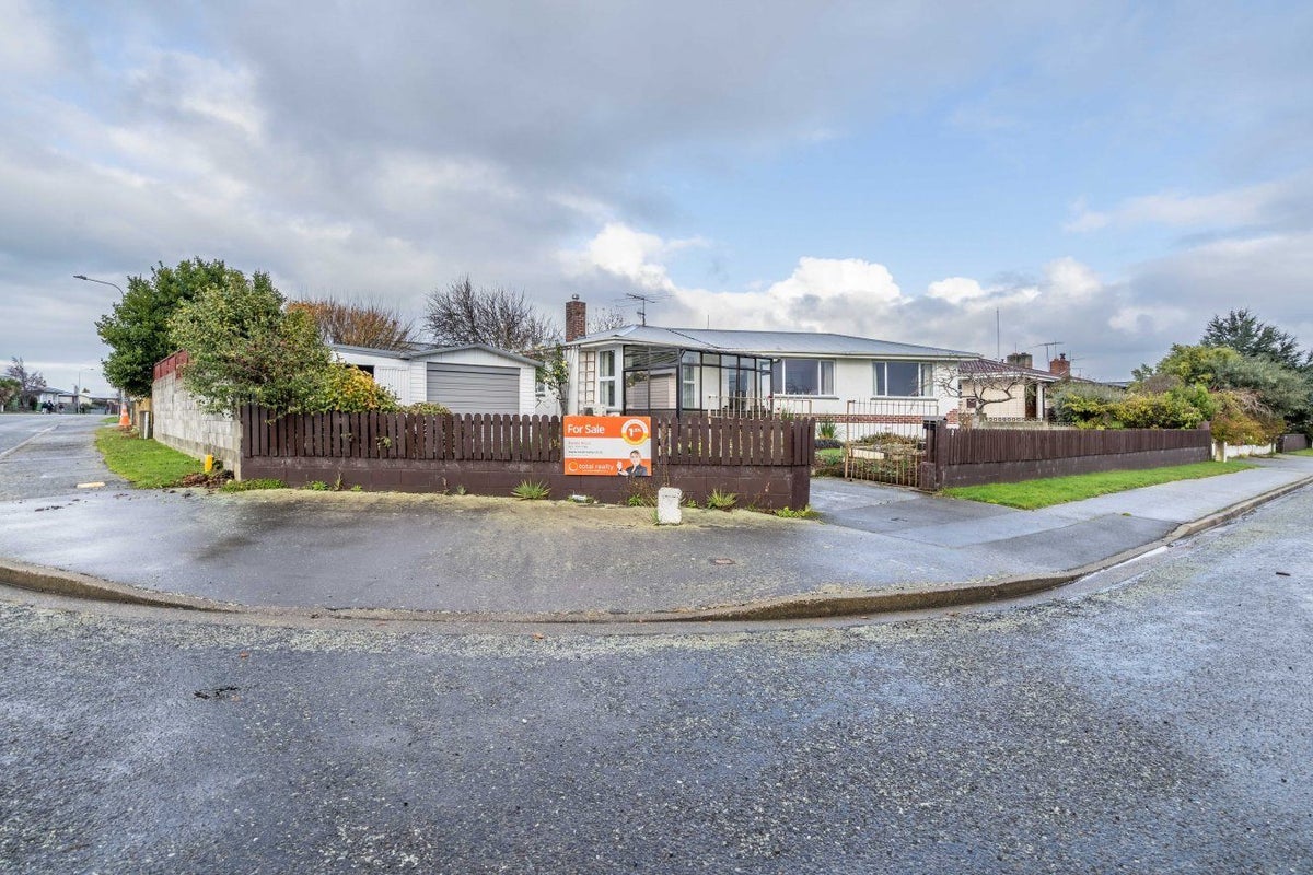 2 Kinmont Crescent, Newfield, Invercargill - Carousel 2