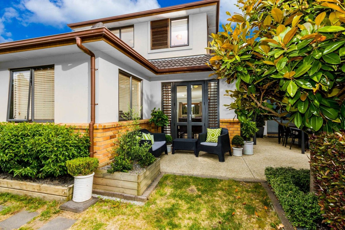 18 Greenbough Lane, Greenhithe, Auckland - Carousel 2