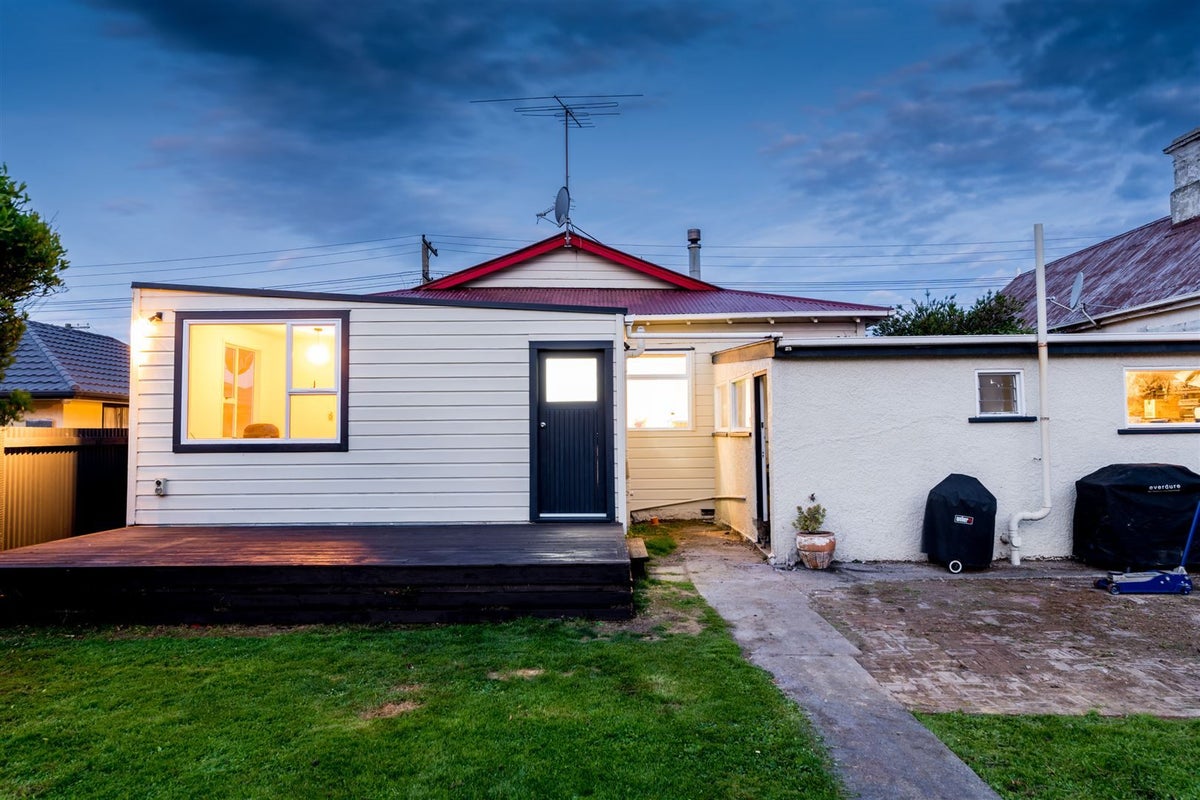 30 Loyalty Street, Forbury, Dunedin - Carousel 2