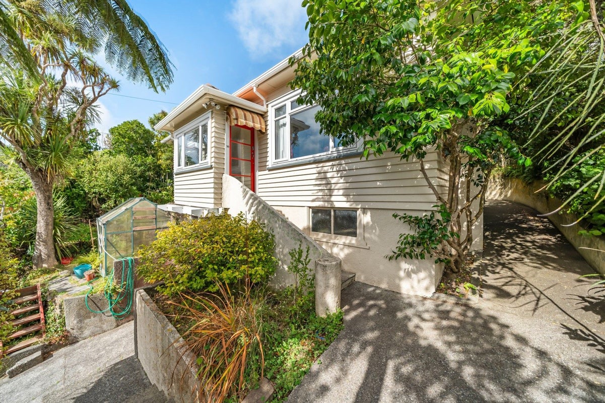 35 Nottingham Street, Karori, Wellington - Carousel 1