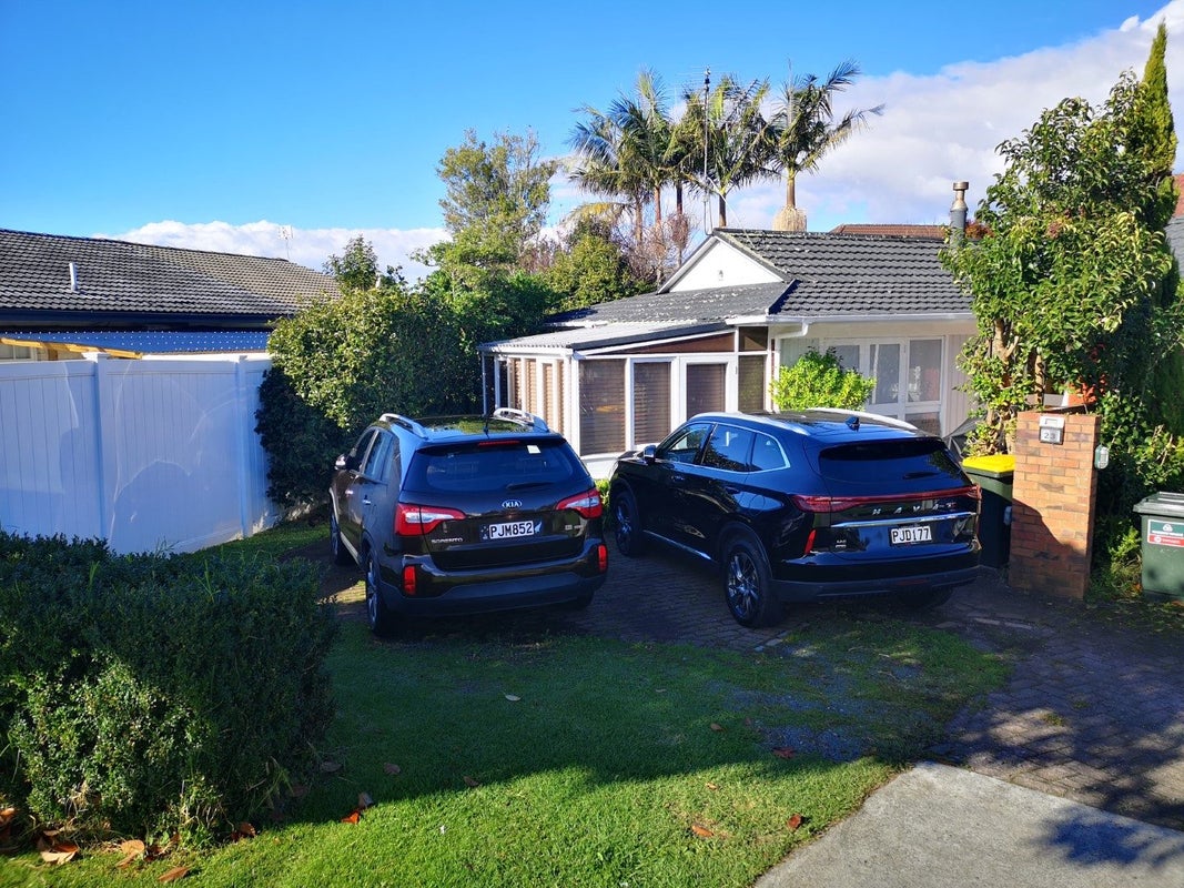 23 Glenmore Road, Sunnyhills, Auckland - Carousel 16
