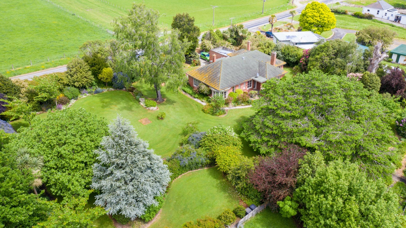 49 Crawford Road, Gore - Carousel 1