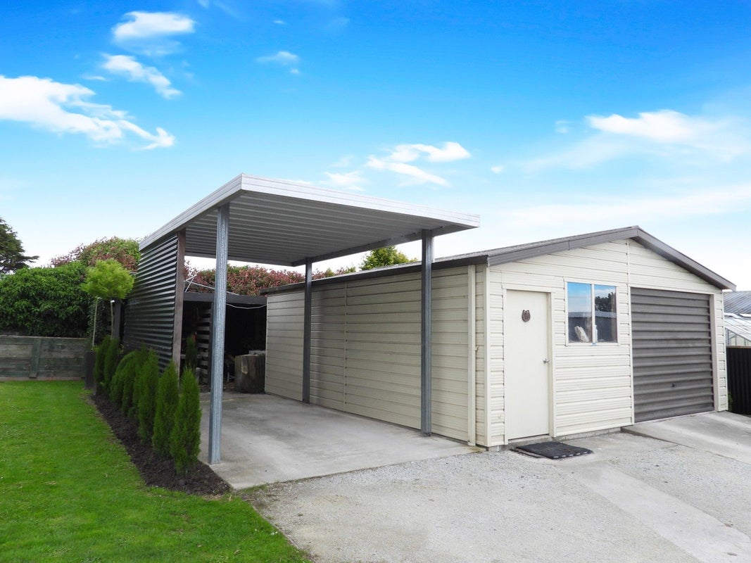 37 London Street, Hampden - Carousel 17