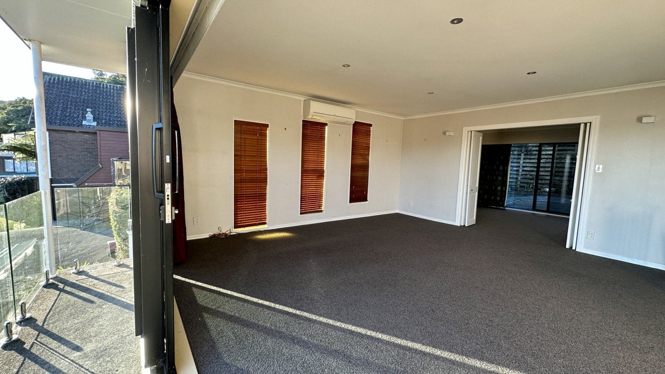 21 Alleyne Court, Brown Owl, Upper Hutt - Carousel 2