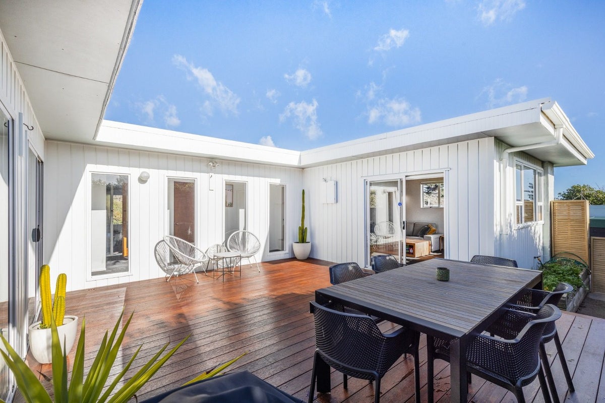 307A Rosetta Road, Raumati Beach, Paraparaumu - Carousel 1